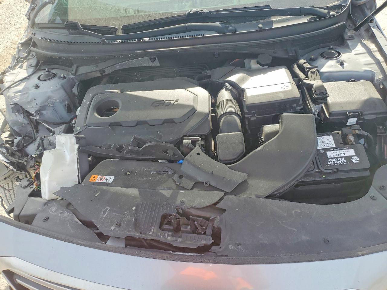 2016 HYUNDAI SONATA SE photo 11