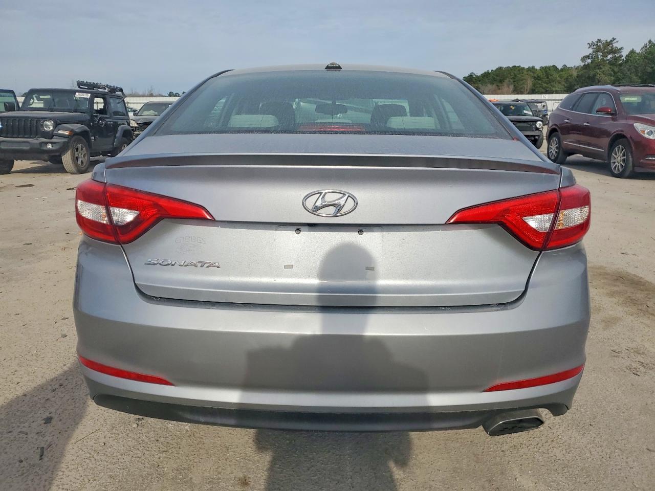 2016 HYUNDAI SONATA SE photo 6