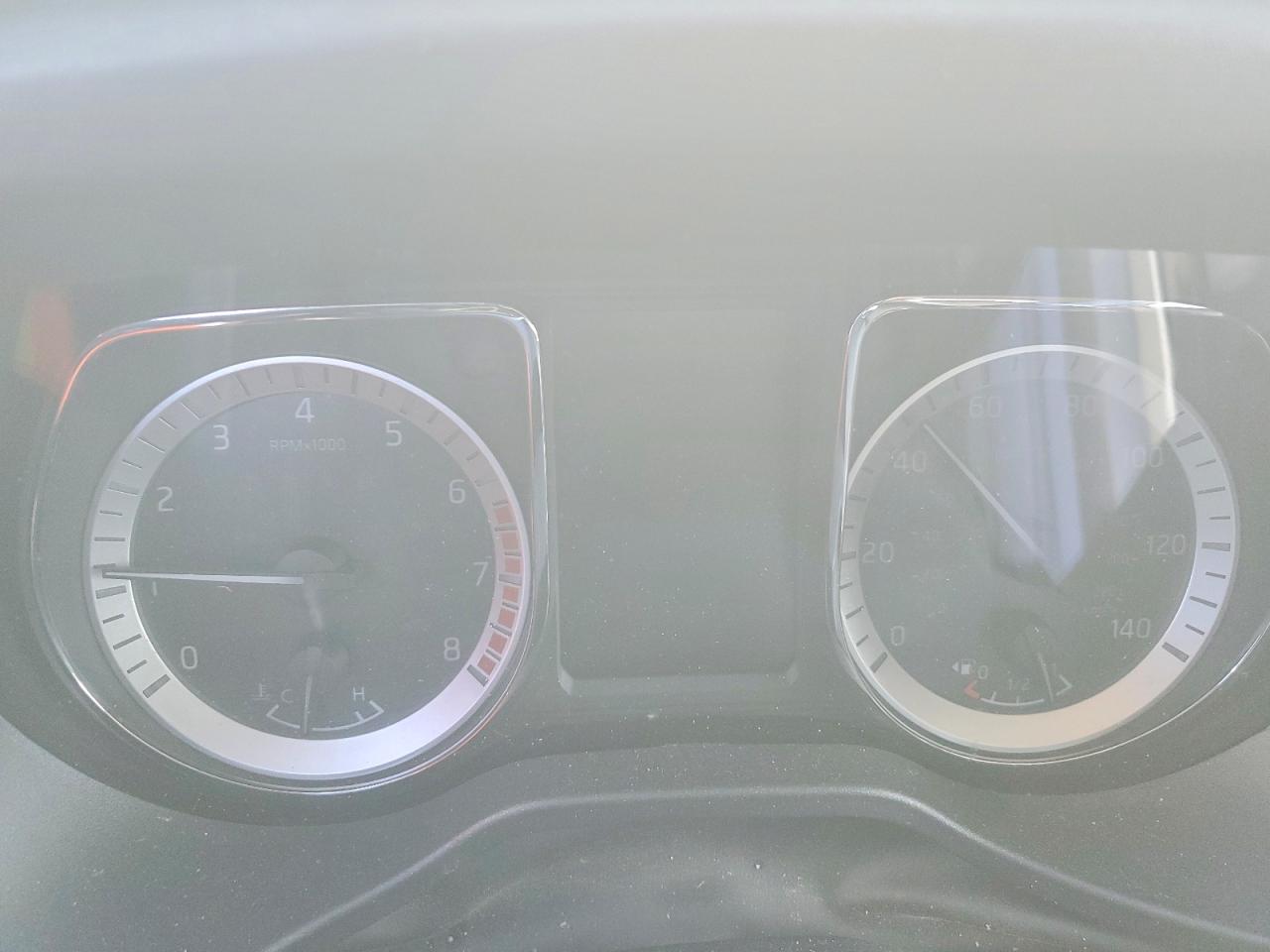 2018 NISSAN TITAN XD SL photo 9