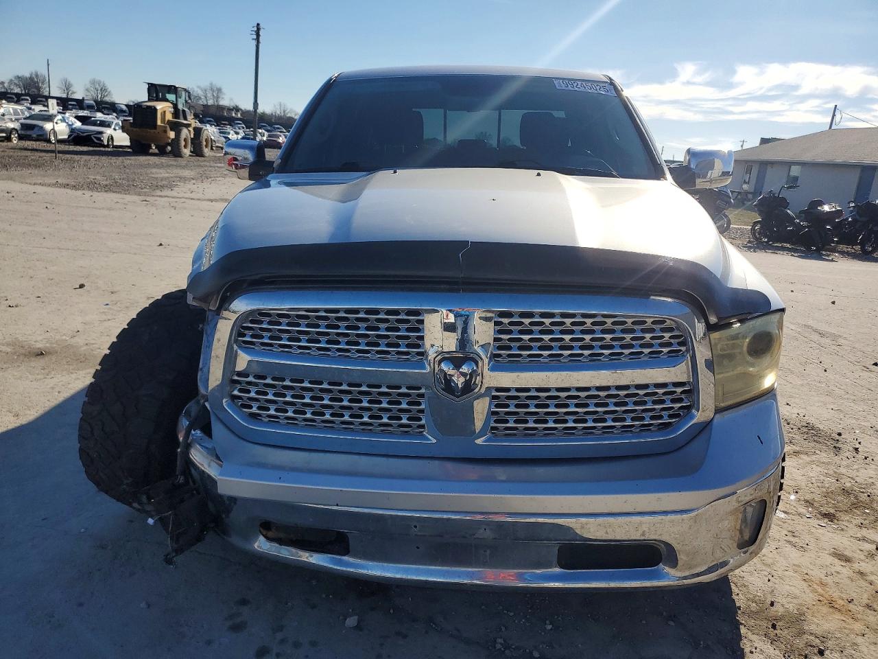 2018 RAM 1500 LARAMIE photo 5