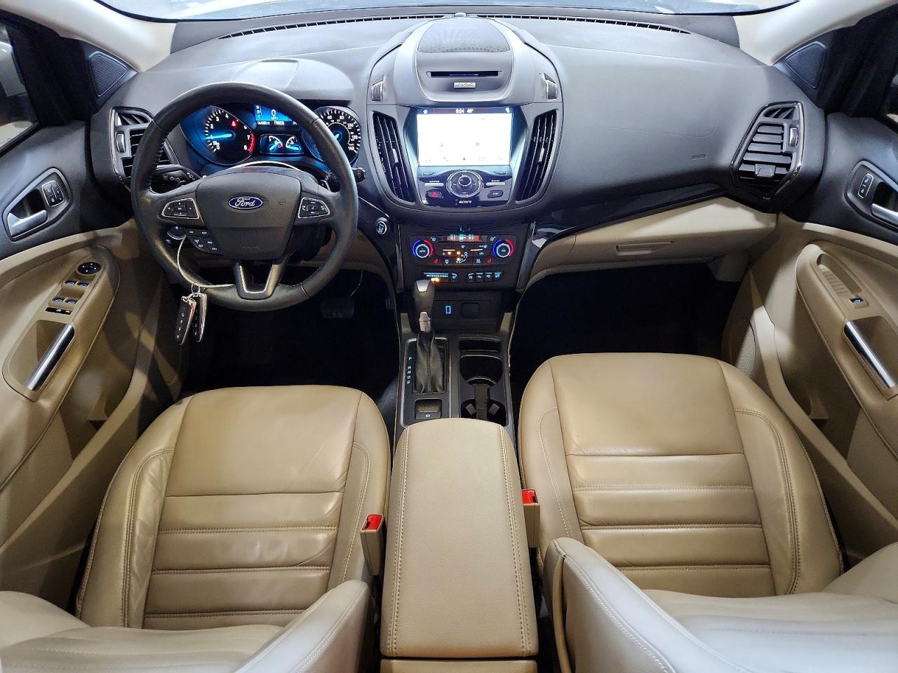 2017 FORD ESCAPE TITANIUM photo 8