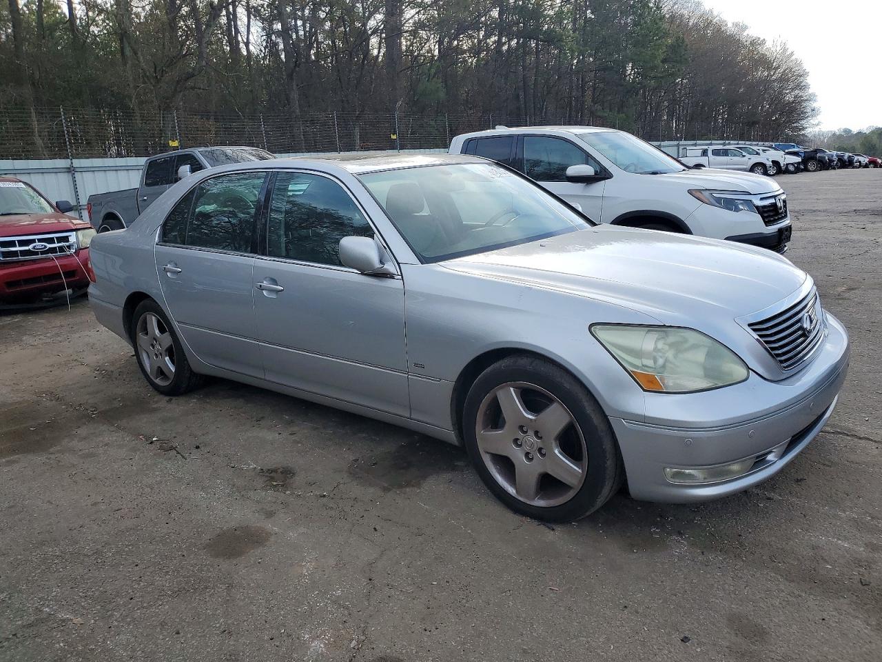2004 LEXUS LS 430 photo 4