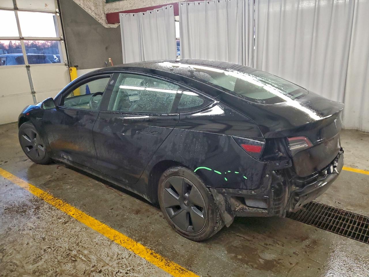2022 TESLA MODEL 3 photo 2