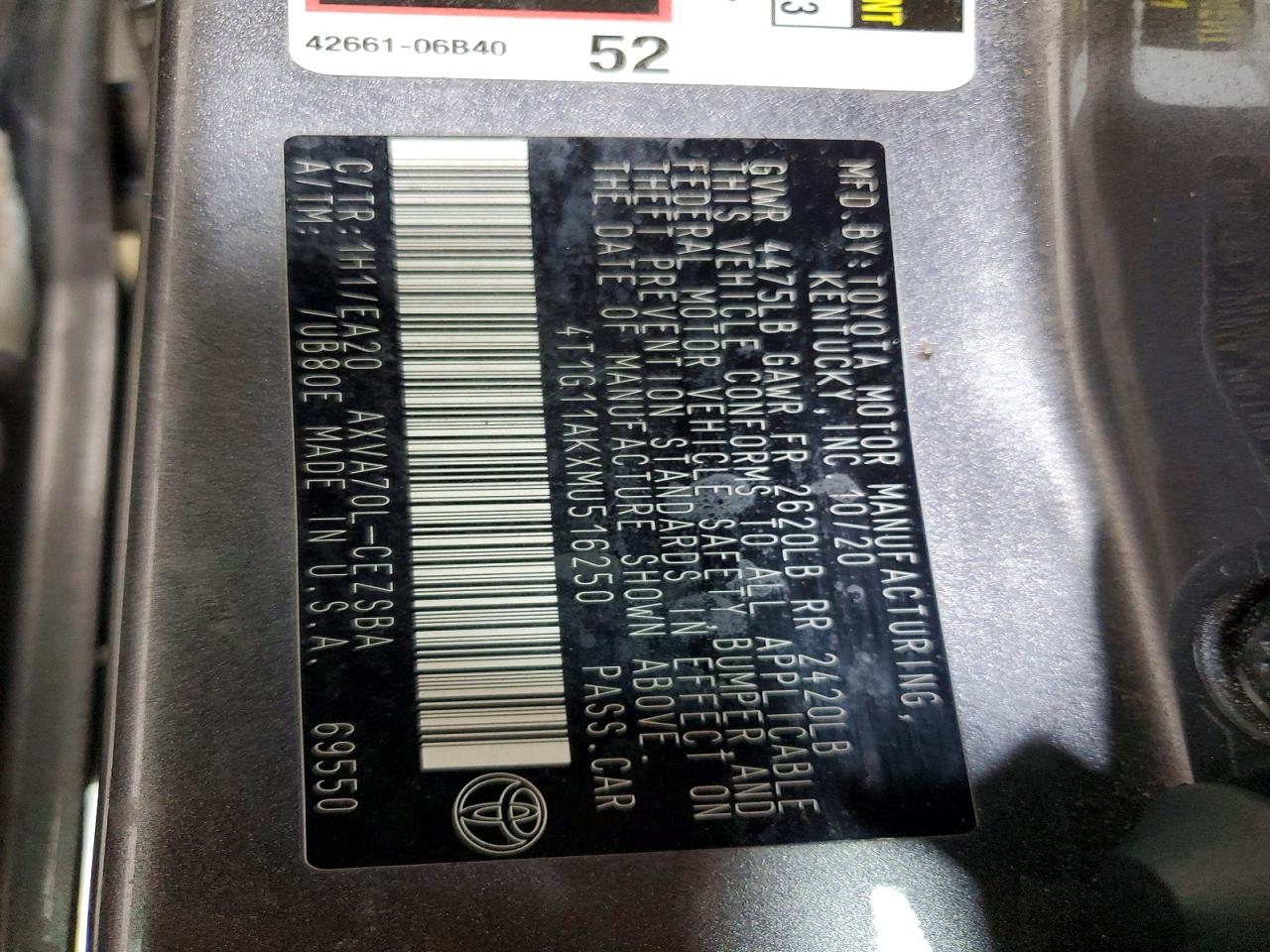2021 TOYOTA CAMRY SE photo 12