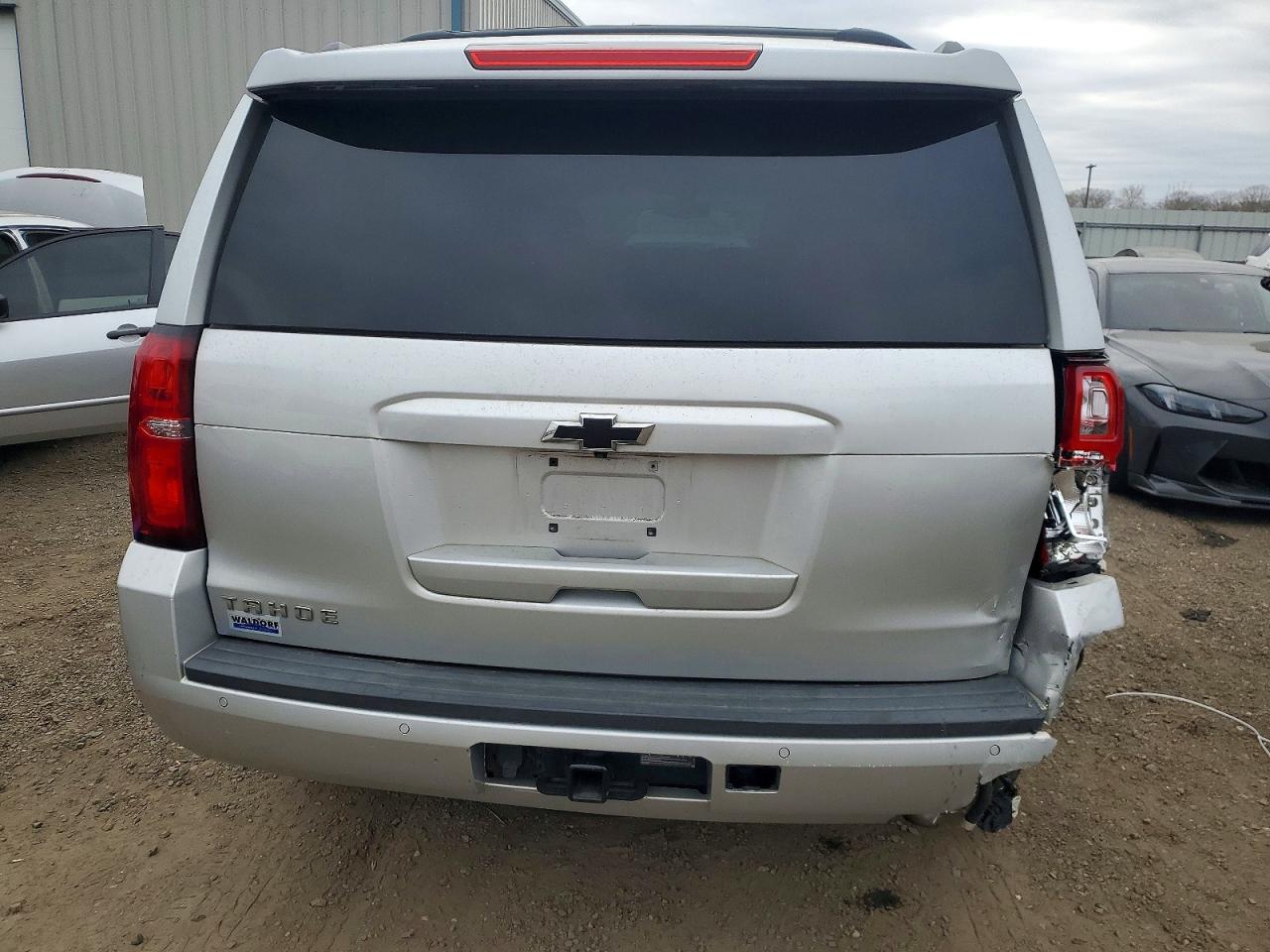 2017 CHEVROLET TAHOE K1500 LS photo 6