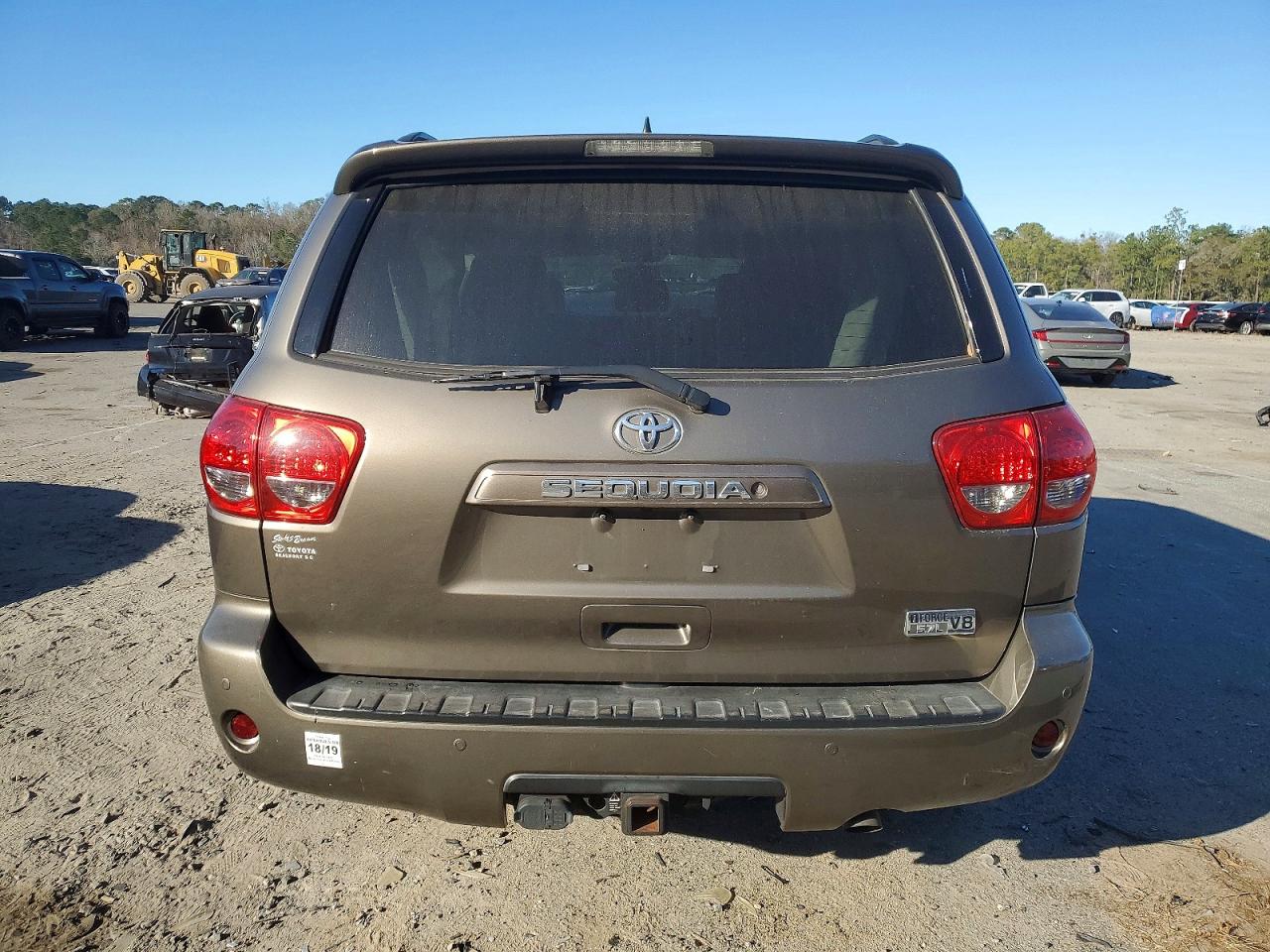 2017 TOYOTA SEQUOIA SR5 photo 6