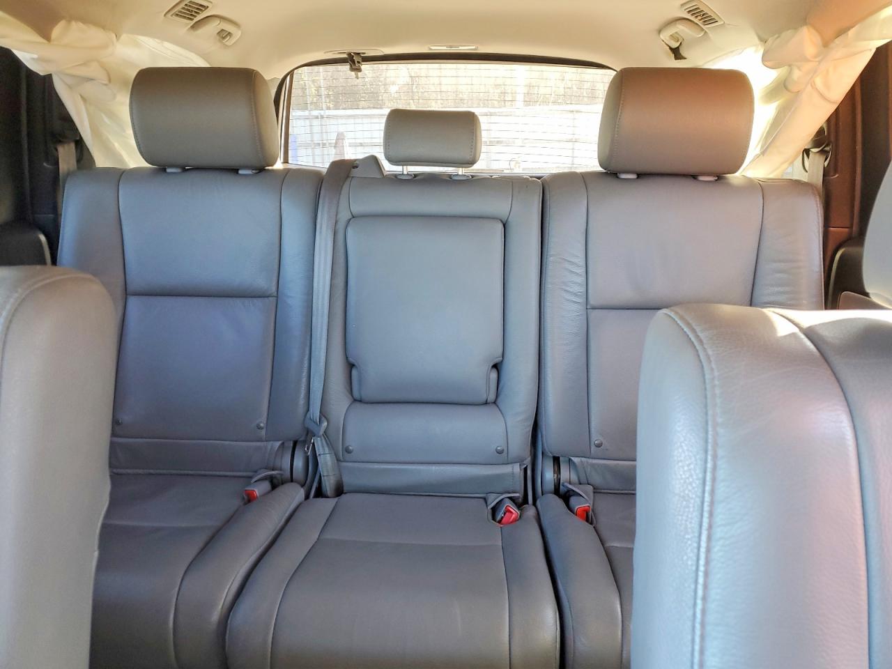 2017 TOYOTA SEQUOIA SR5 photo 10