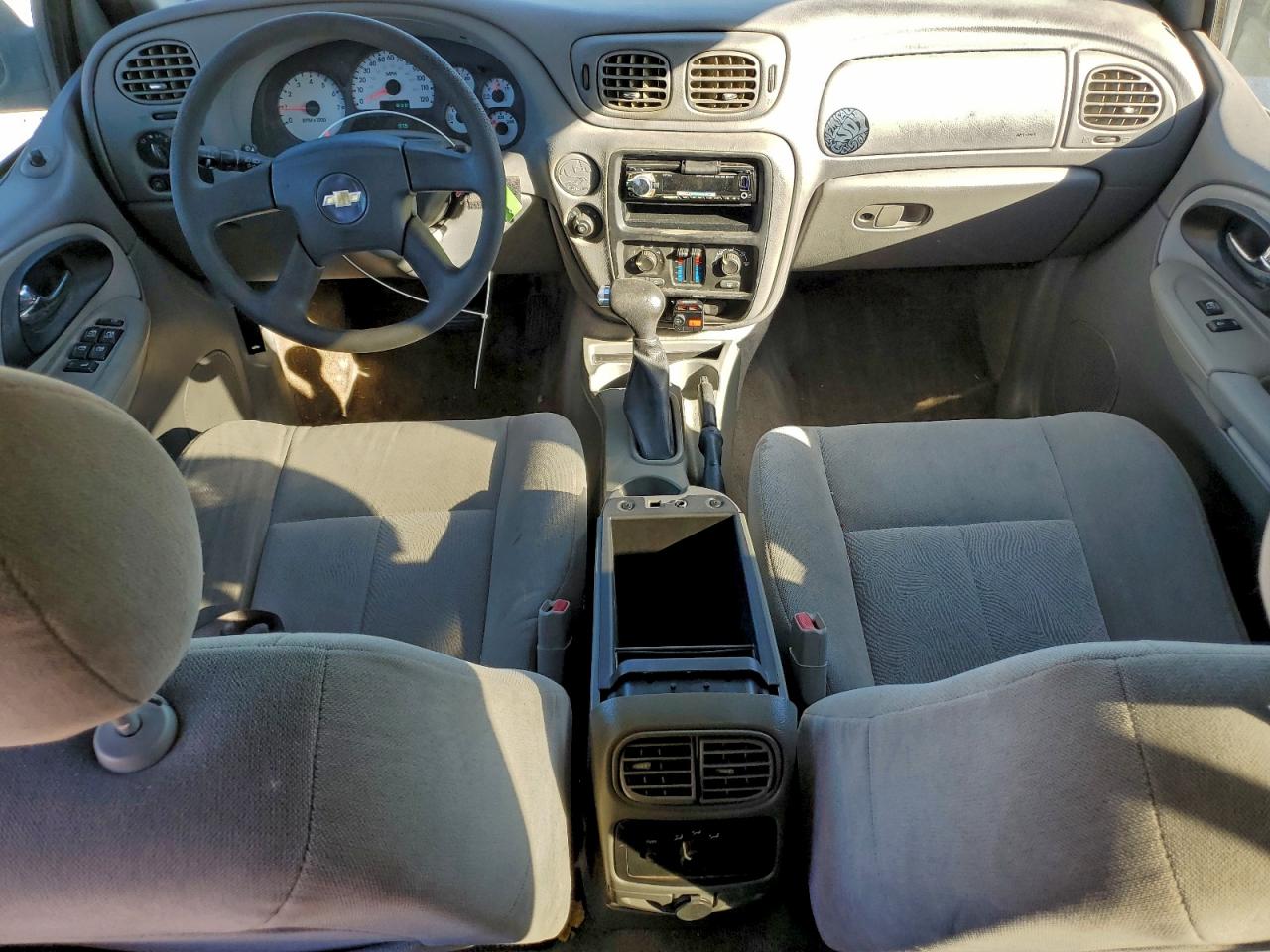 2005 CHEVROLET TRAILBLAZER LS photo 8