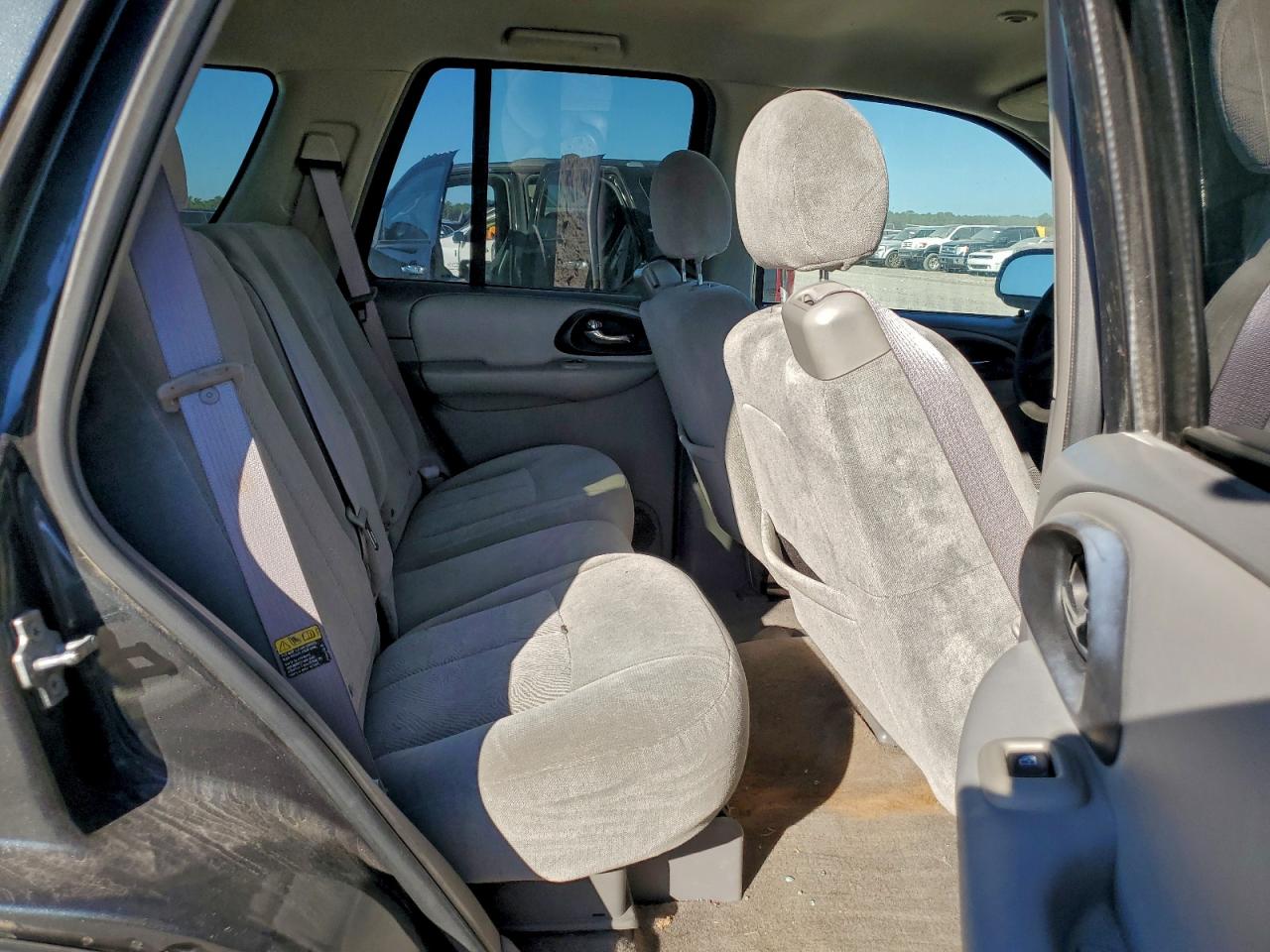 2005 CHEVROLET TRAILBLAZER LS photo 11
