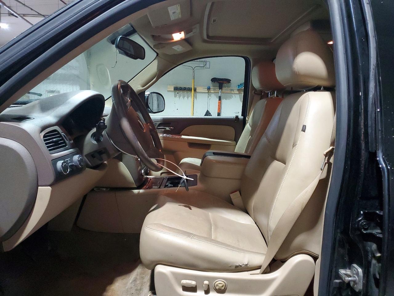 2013 CHEVROLET TAHOE K1500 LTZ photo 7