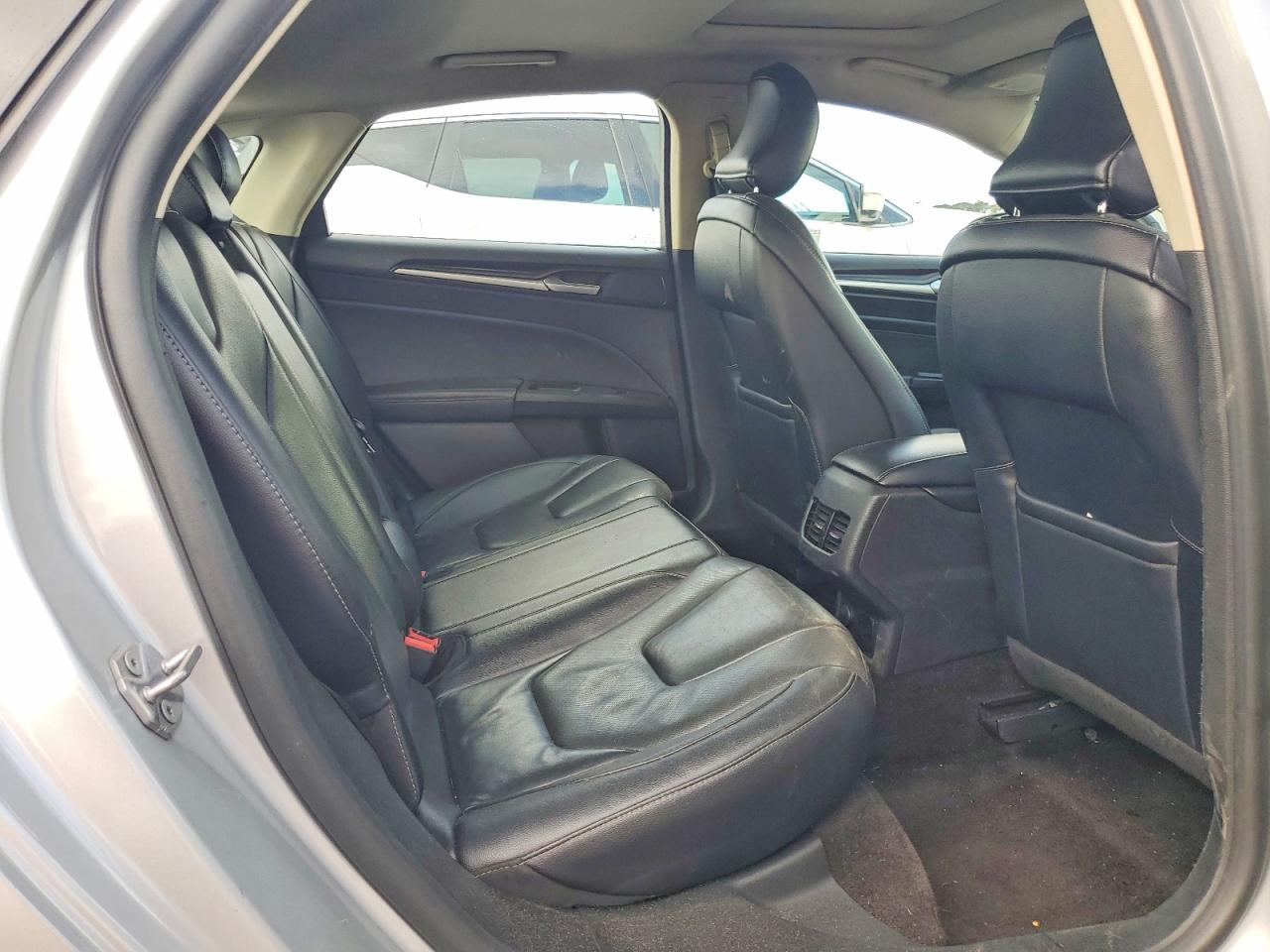 2018 FORD FUSION TITANIUM/PLATINUM HEV photo 10