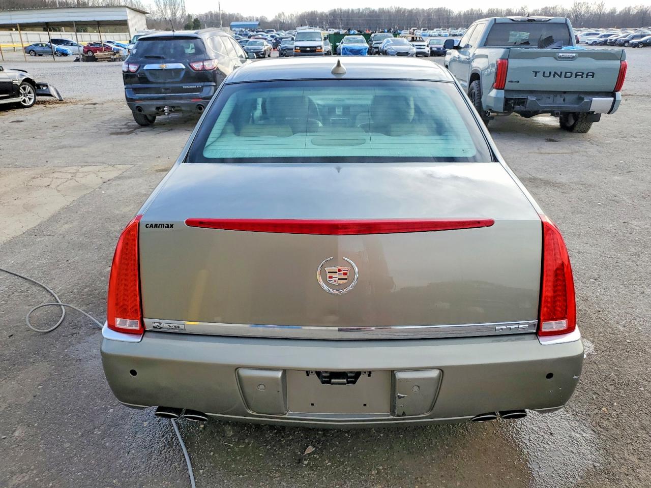 2011 CADILLAC DTS LUXURY COLLECTION photo 16
