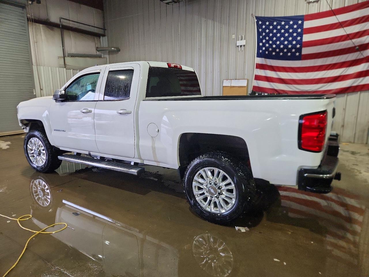 2016 CHEVROLET SILVERADO K2500 HEAVY DUTY LT photo 2