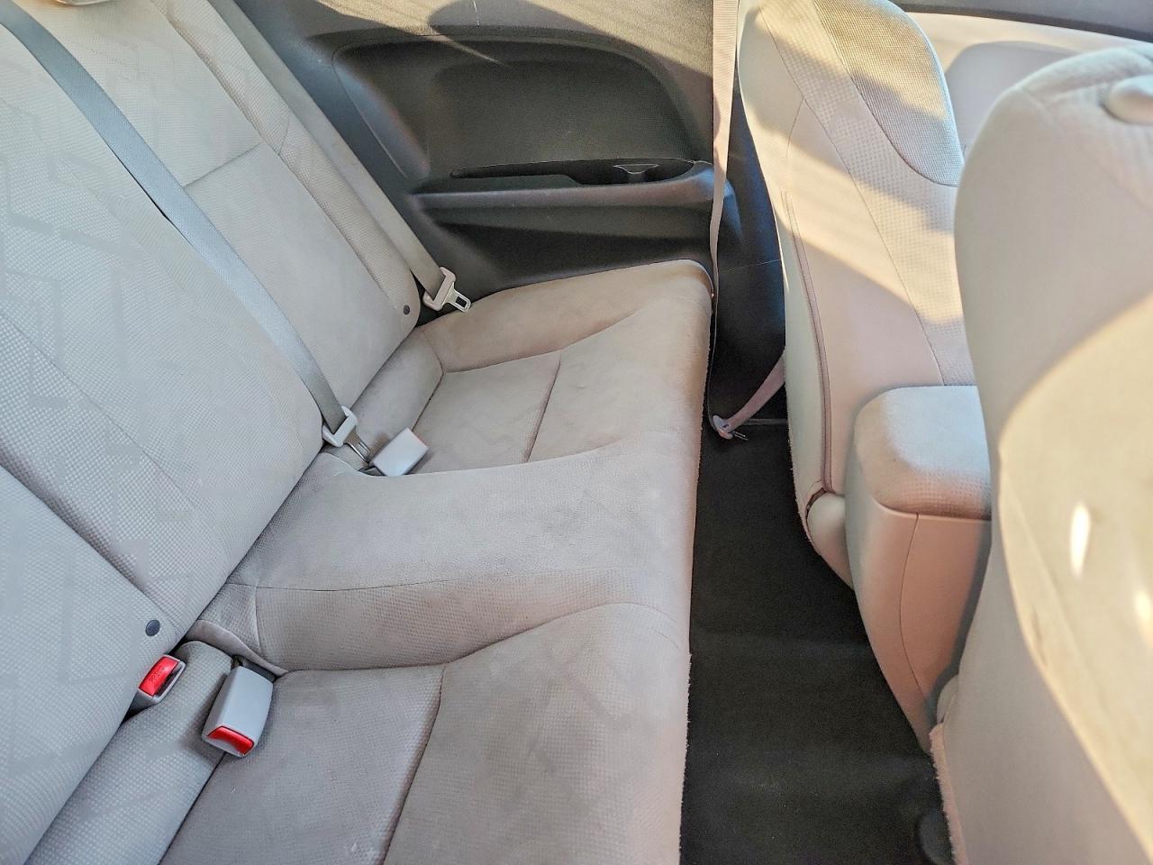 2012 HONDA CIVIC LX photo 10