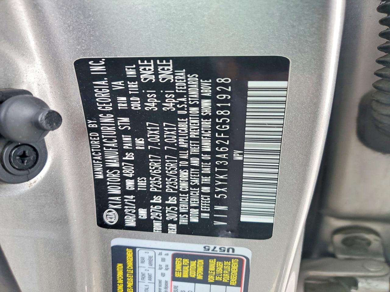 2015 KIA SORENTO LX photo 13