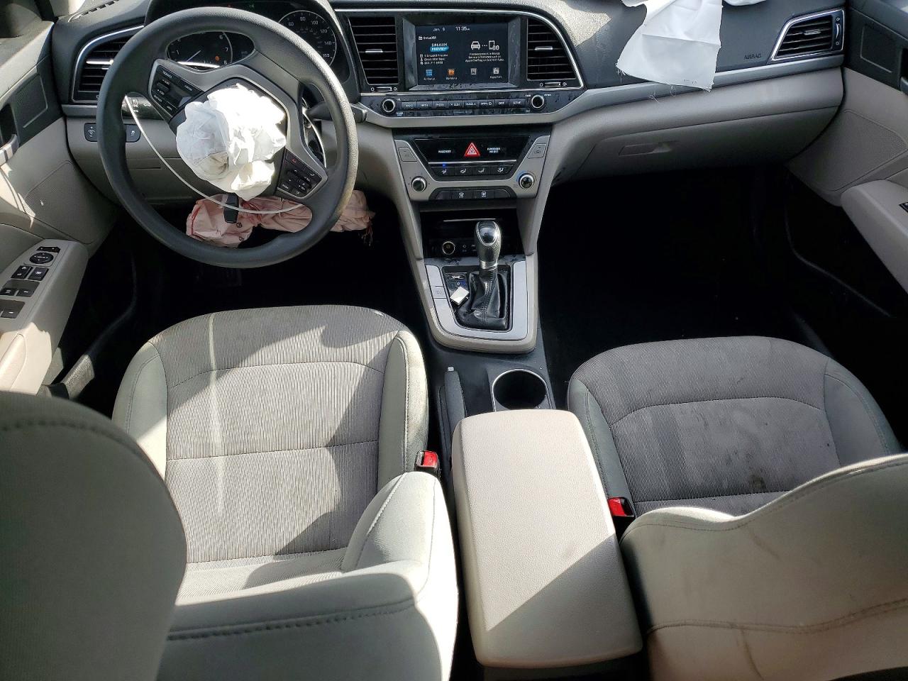 2017 HYUNDAI ELANTRA SE photo 8