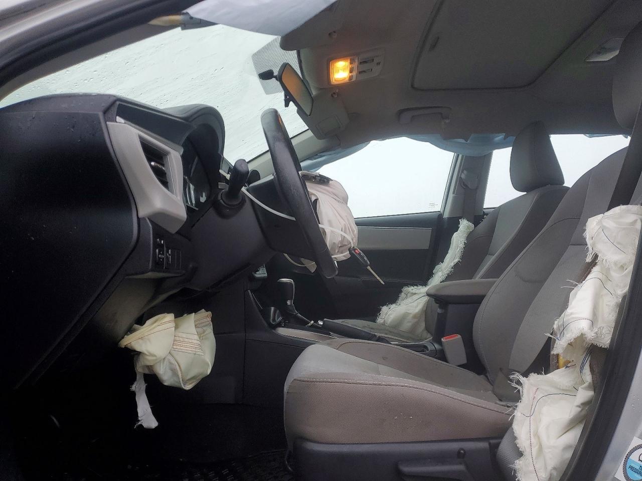 2016 TOYOTA COROLLA L photo 7