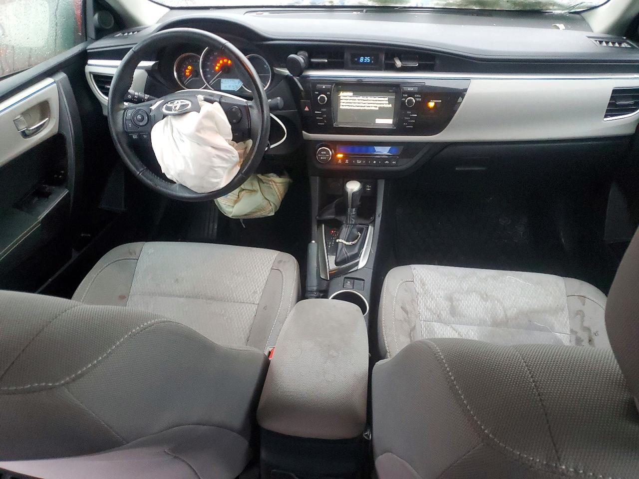 2016 TOYOTA COROLLA L photo 8