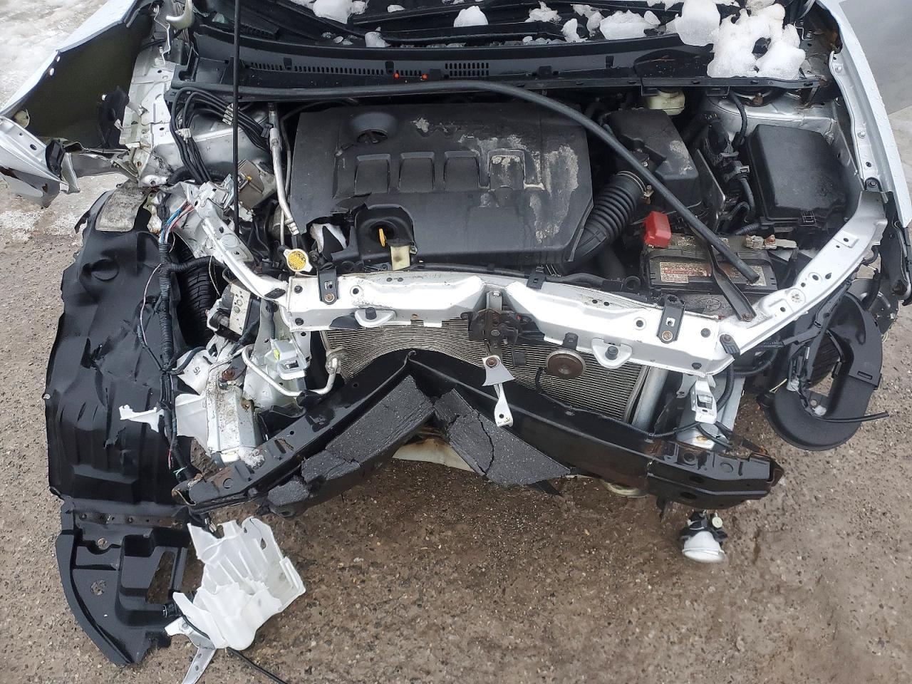 2016 TOYOTA COROLLA L photo 11