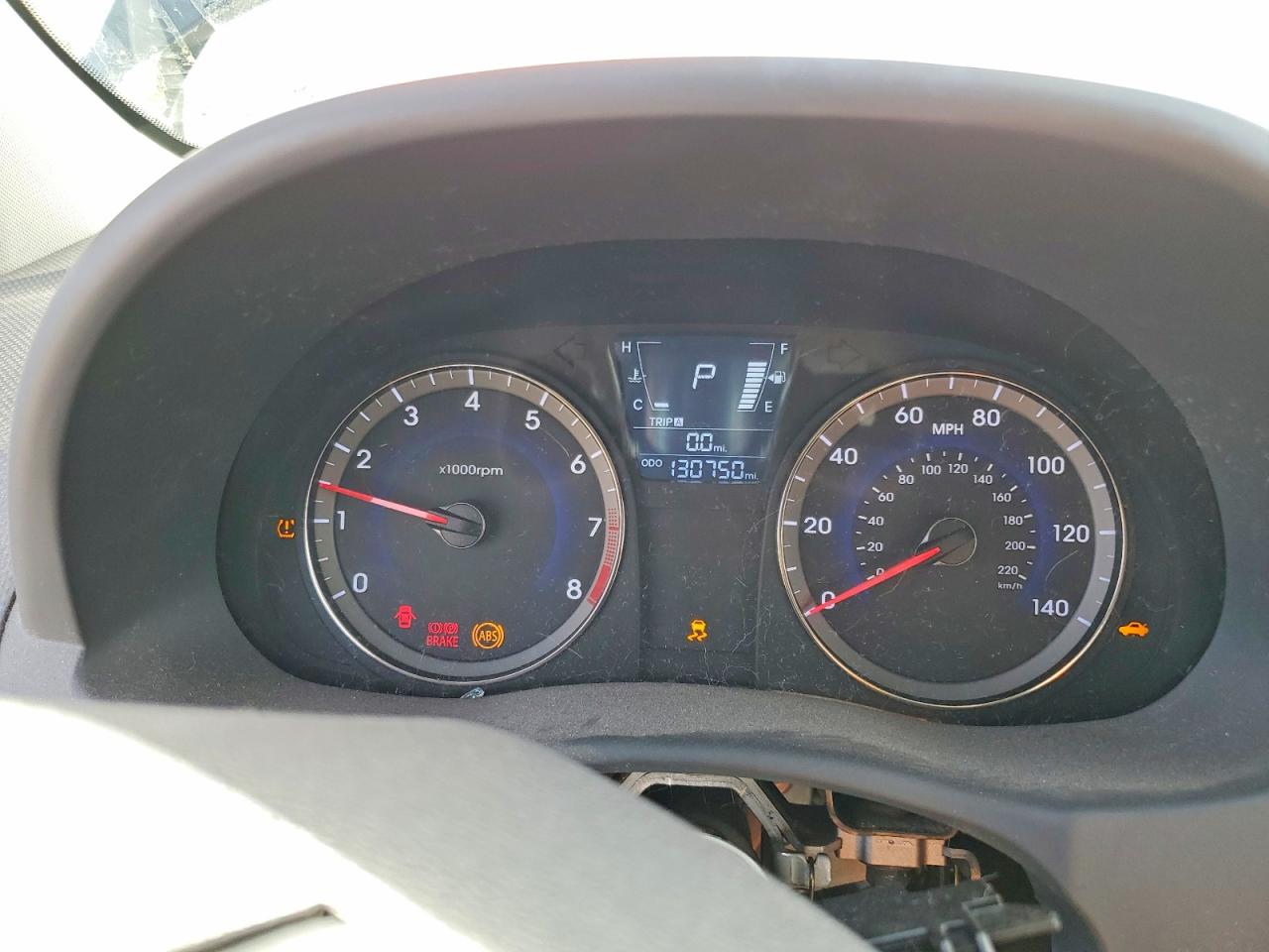 2014 HYUNDAI ACCENT GLS photo 9