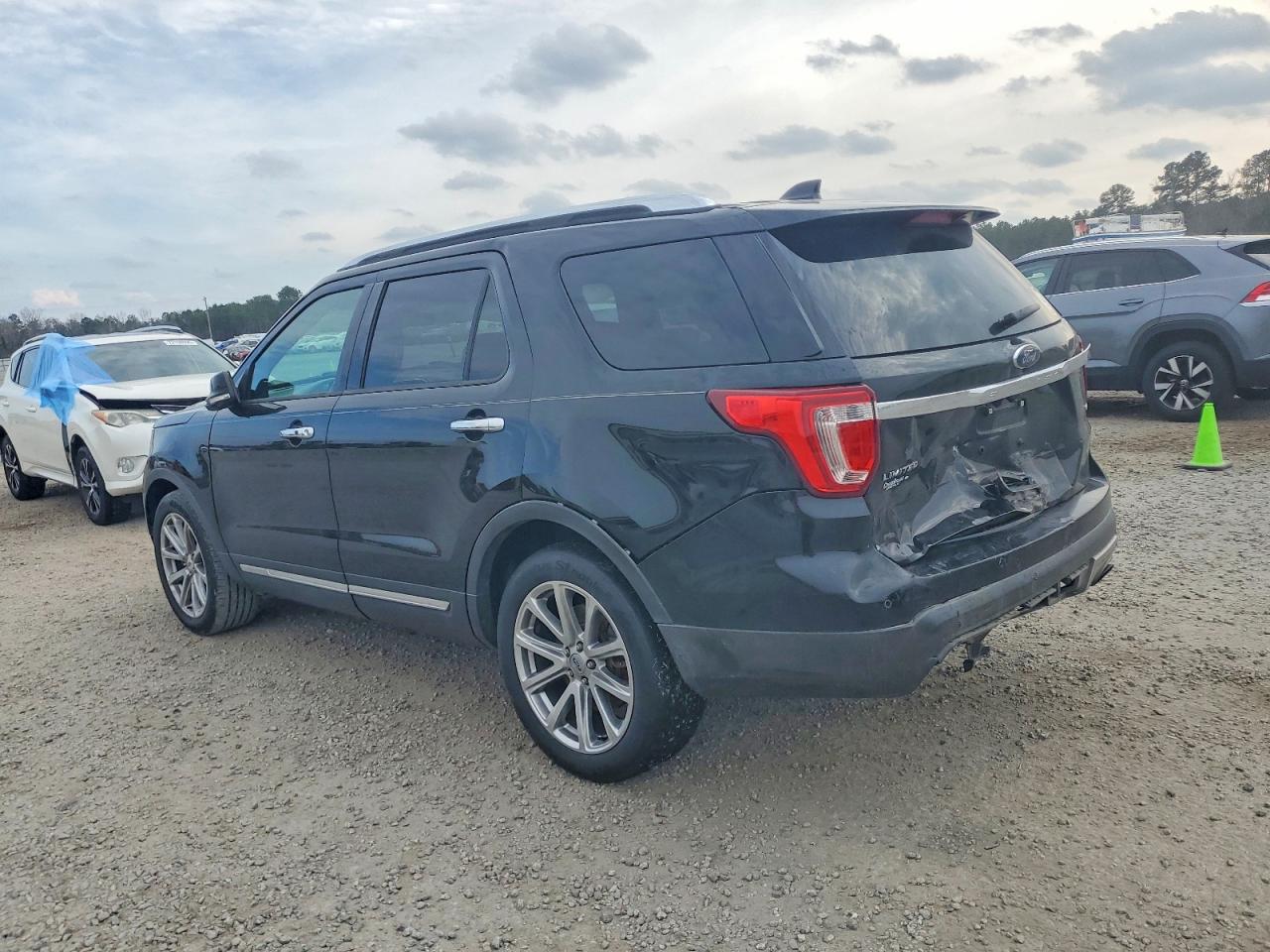 2016 FORD EXPLORER LIMITED photo 2