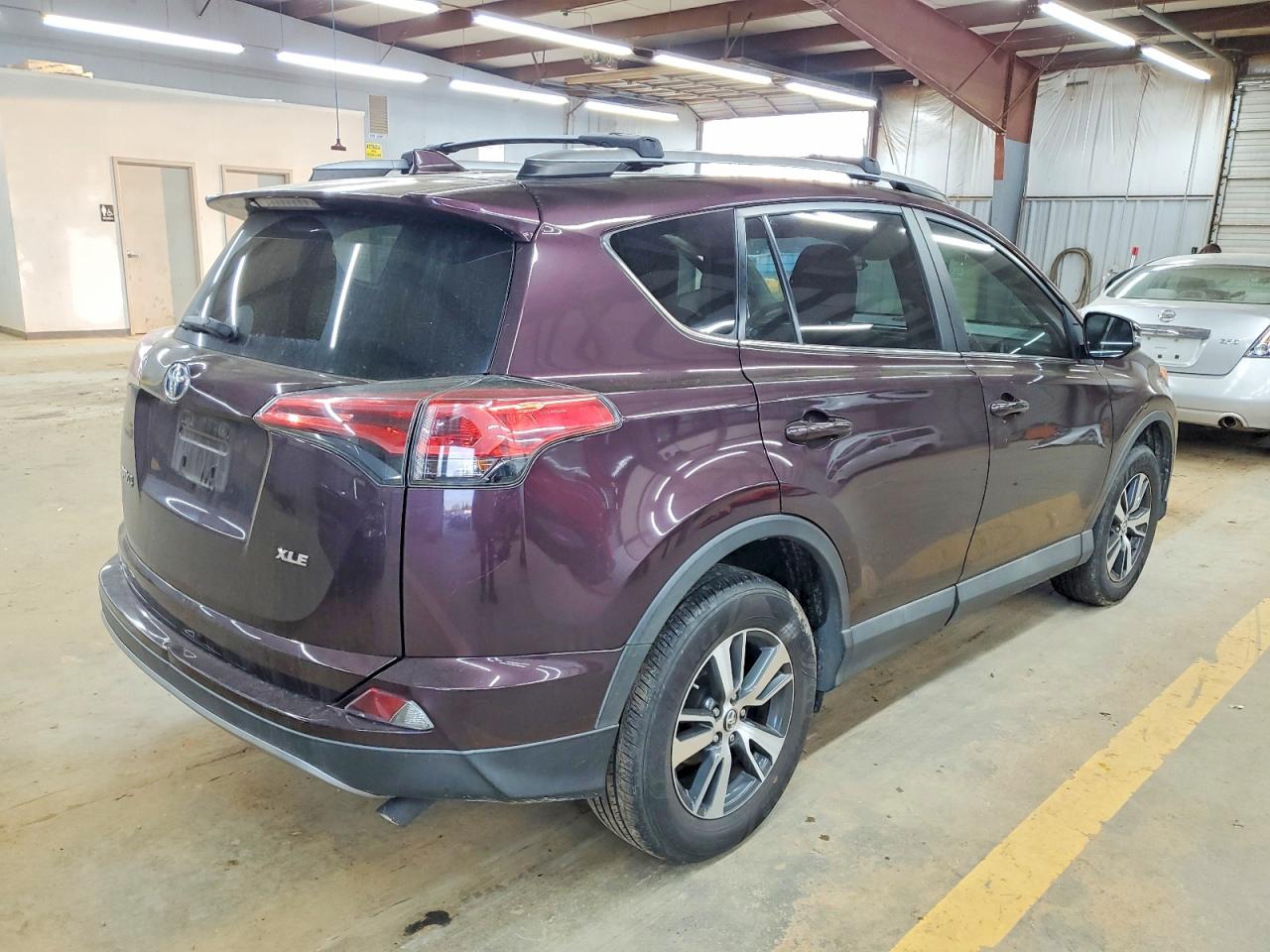 2018 TOYOTA RAV4 ADVENTURE photo 3