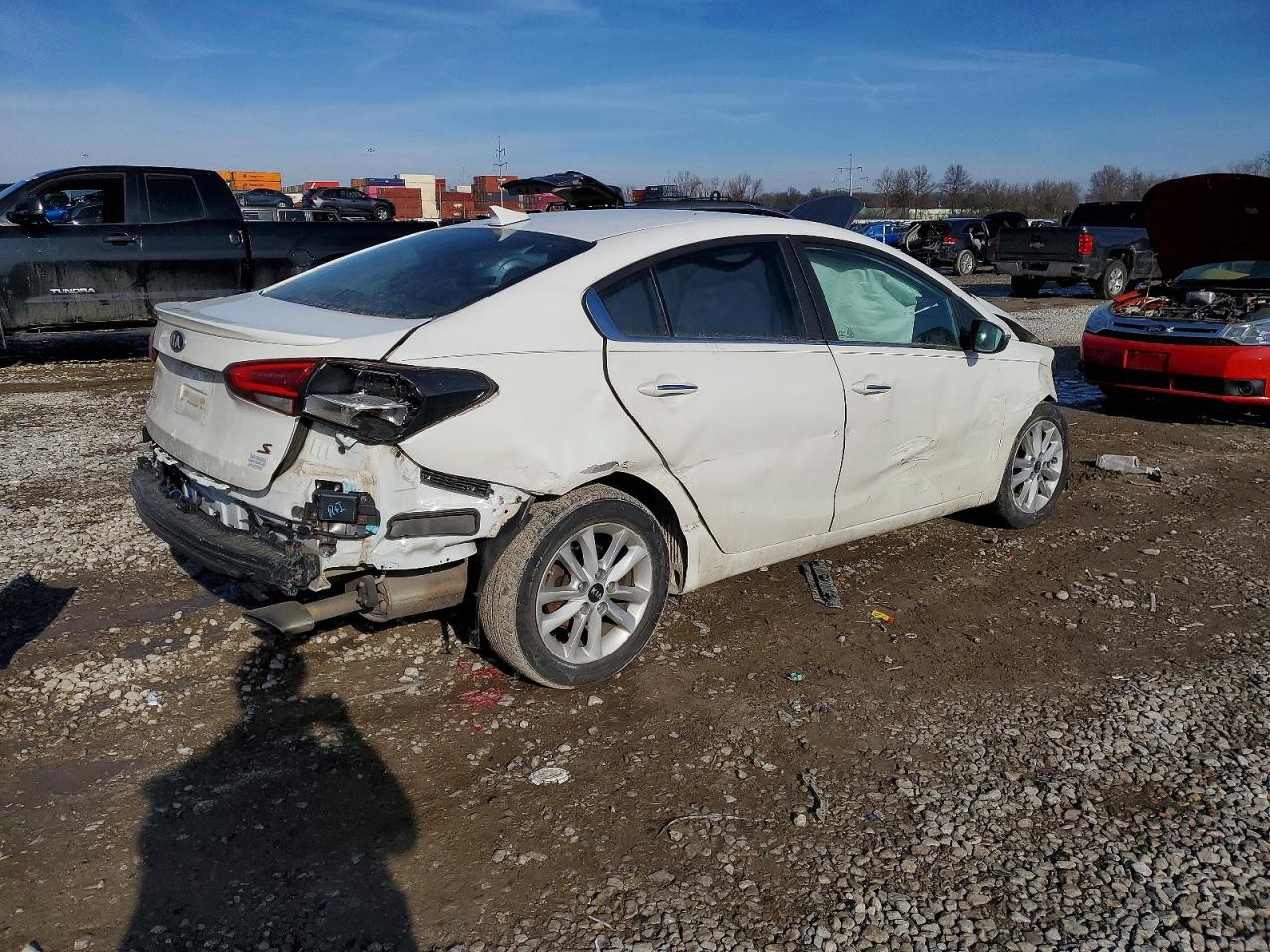 2017 KIA FORTE LX photo 3
