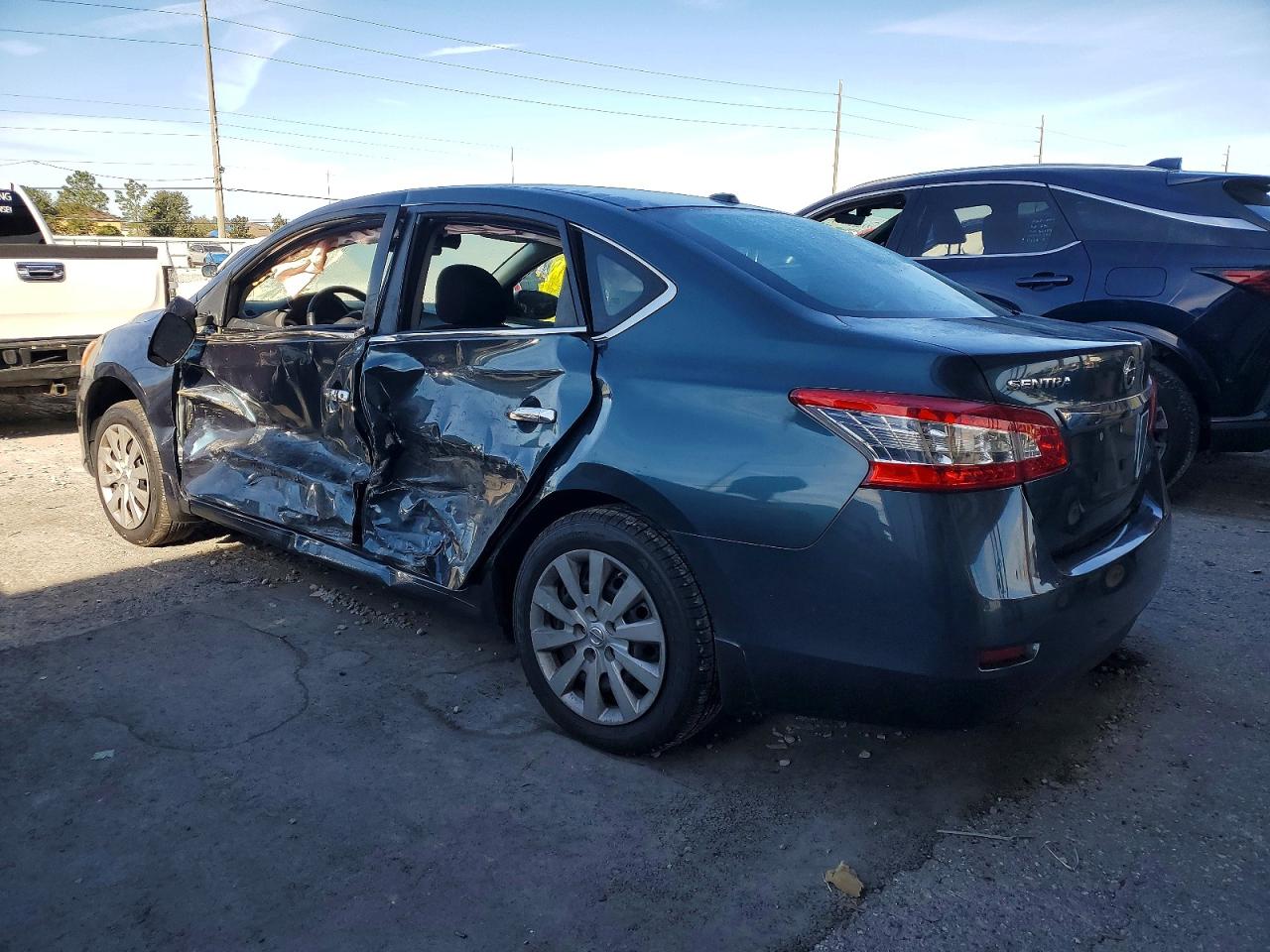 2014 NISSAN SENTRA S photo 4