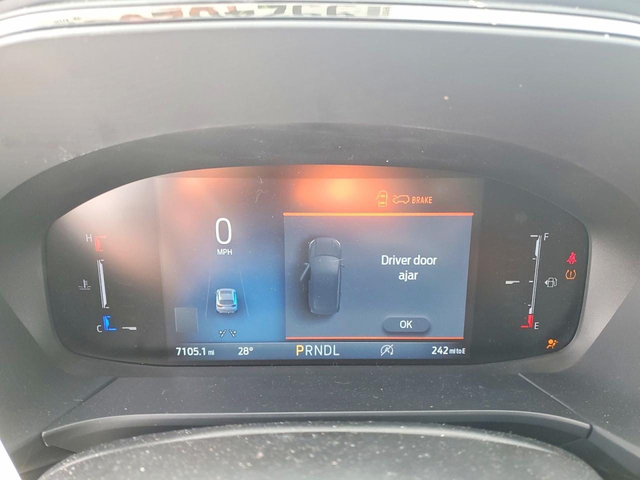 2025 FORD ESCAPE ST LINE photo 9