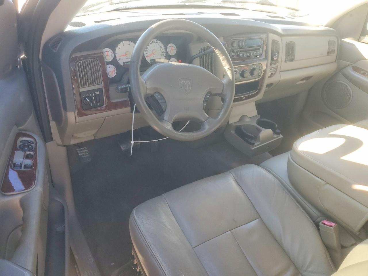 2003 DODGE RAM 1500 ST photo 8