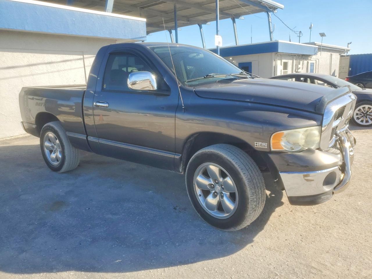 2003 DODGE RAM 1500 ST photo 4