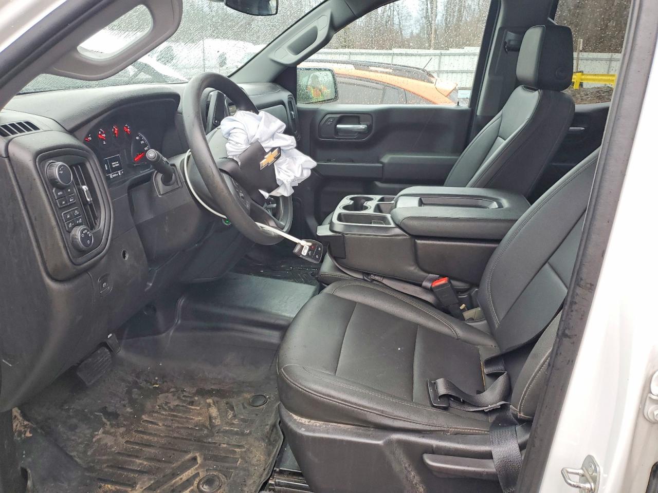 2023 CHEVROLET SILVERADO K1500 photo 7