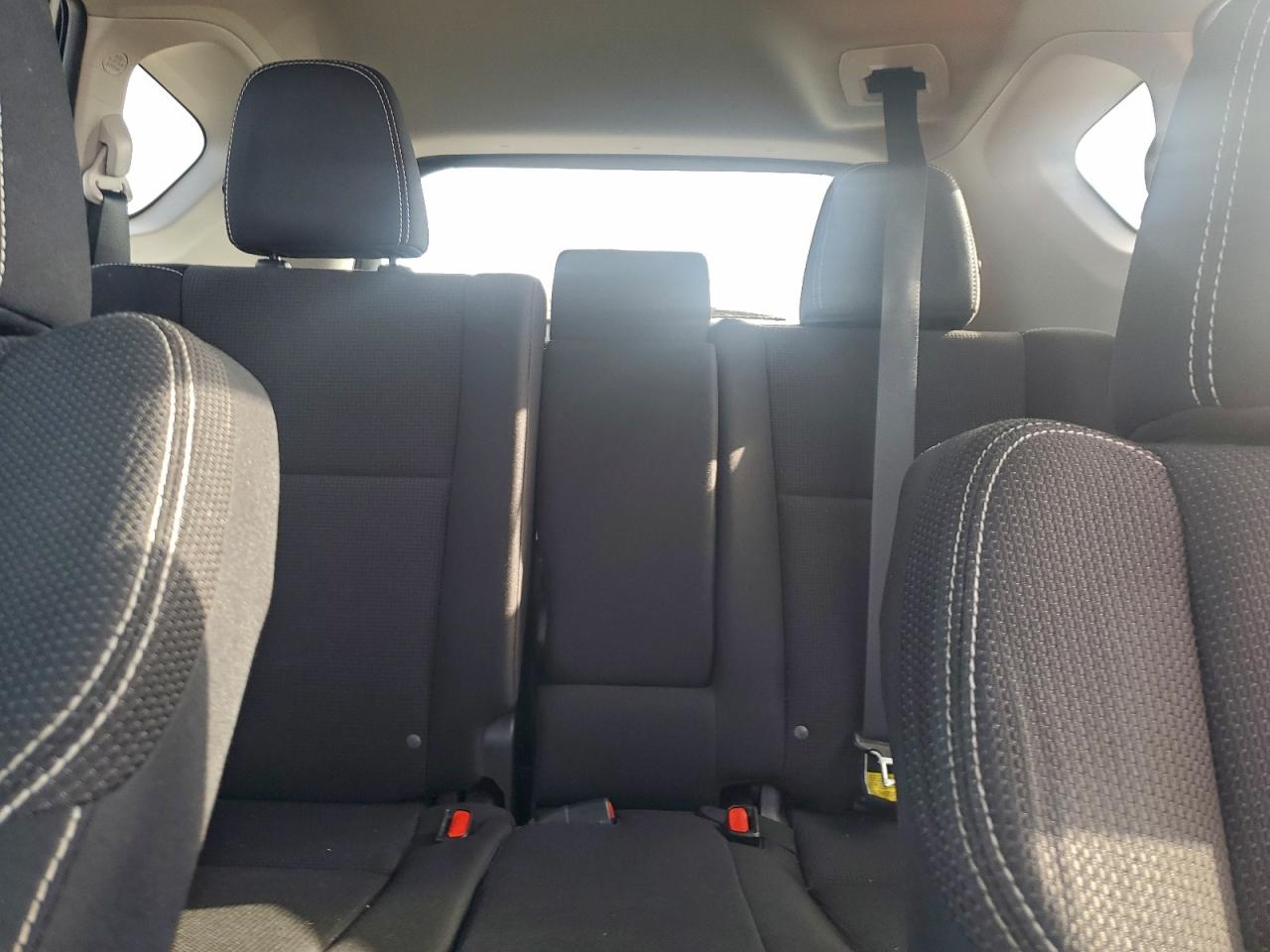 2017 TOYOTA RAV4 XLE photo 10