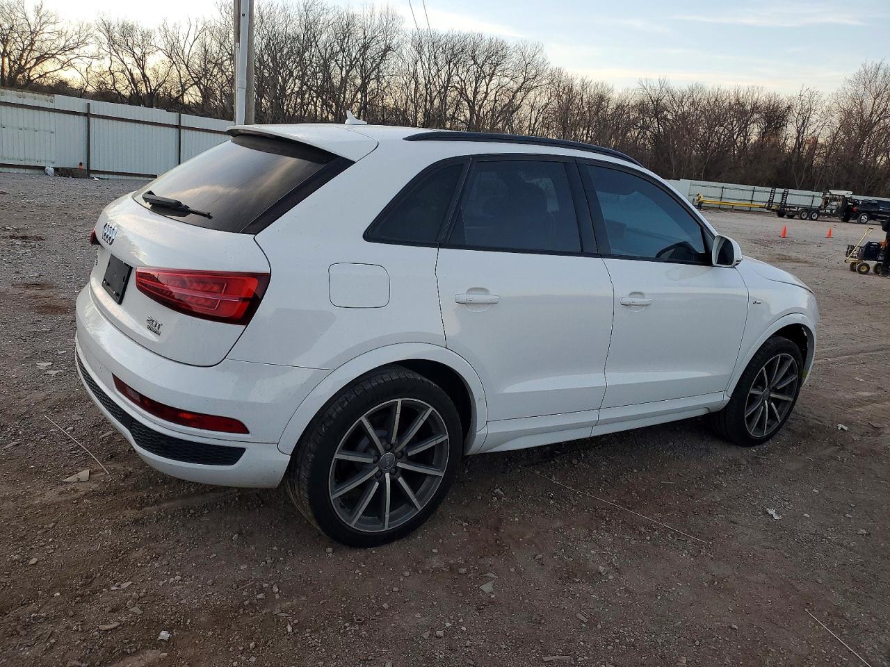 2018 AUDI Q3 PREMIUM PLUS photo 3