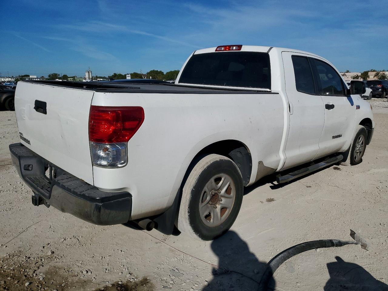2013 TOYOTA TUNDRA DOUBLE CAB SR5 photo 3