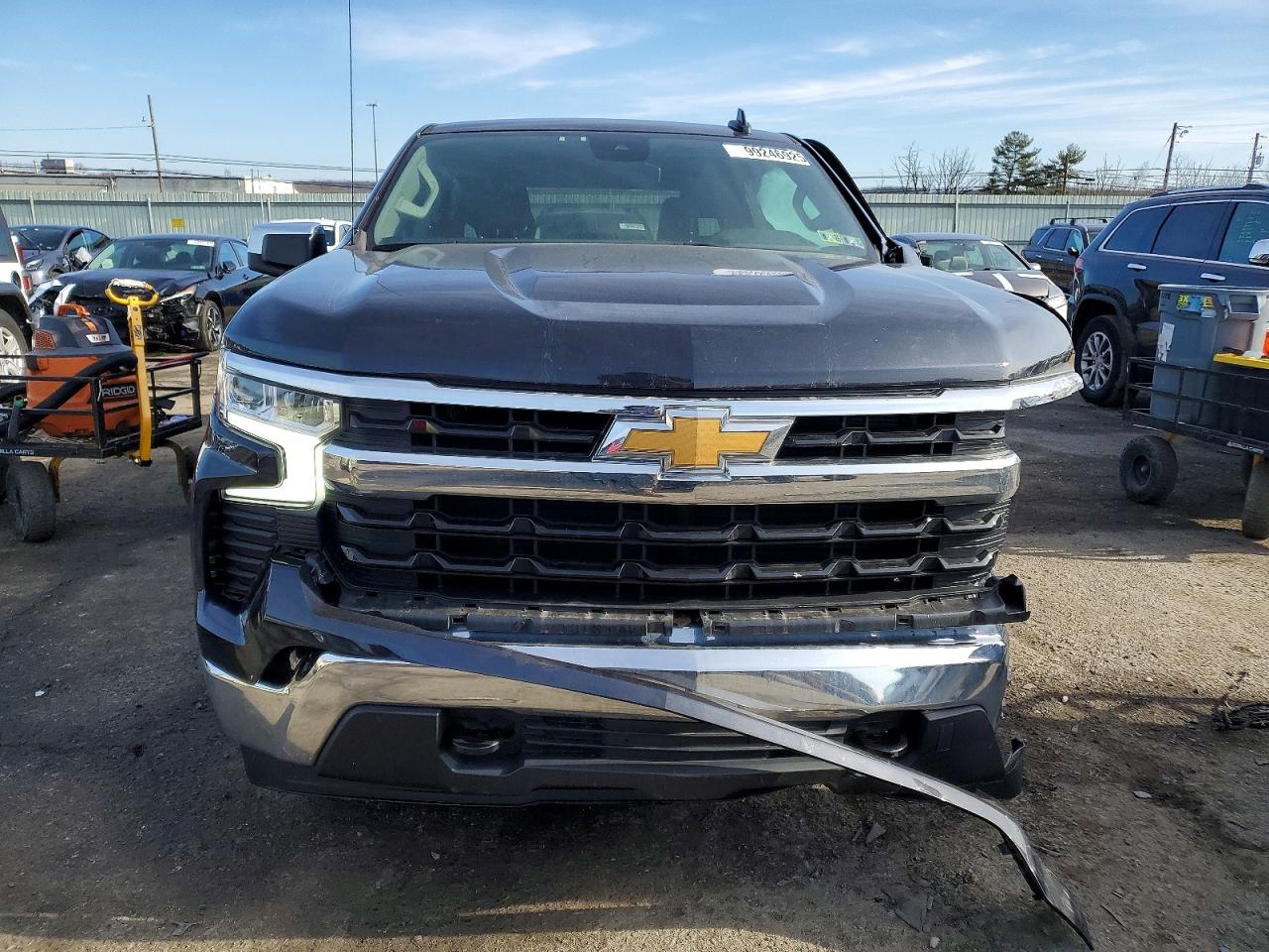 2024 CHEVROLET SILVERADO K1500 LT-L photo 5