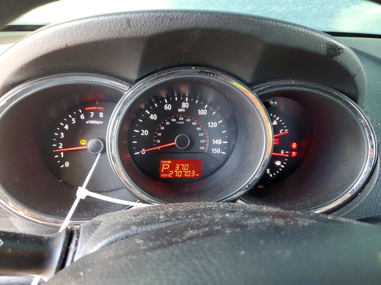 2012 KIA SORENTO BASE photo 9
