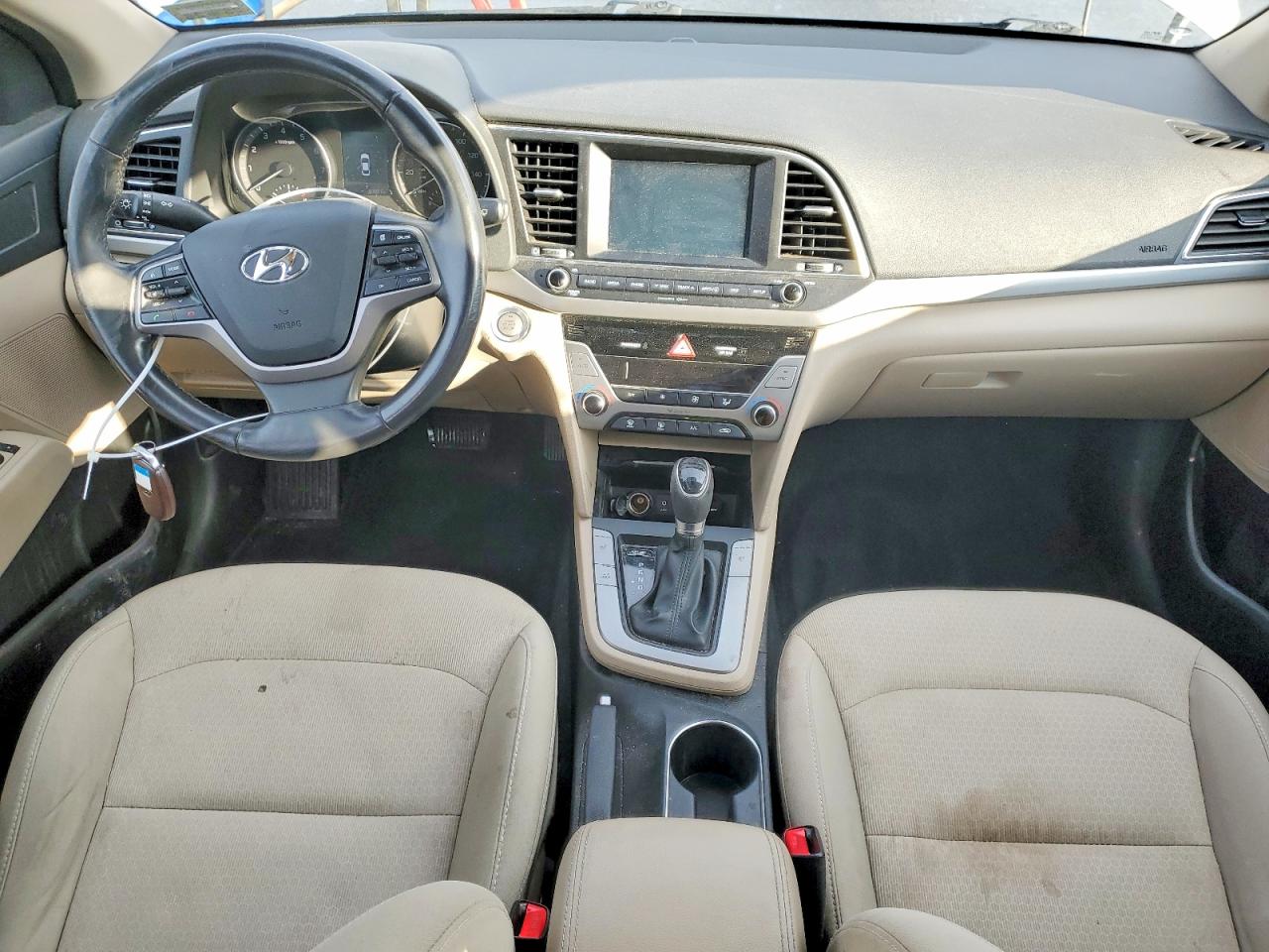 2017 HYUNDAI ELANTRA SE photo 8