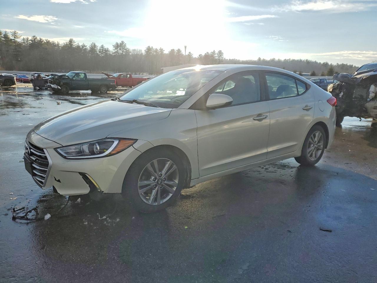 2017 HYUNDAI ELANTRA