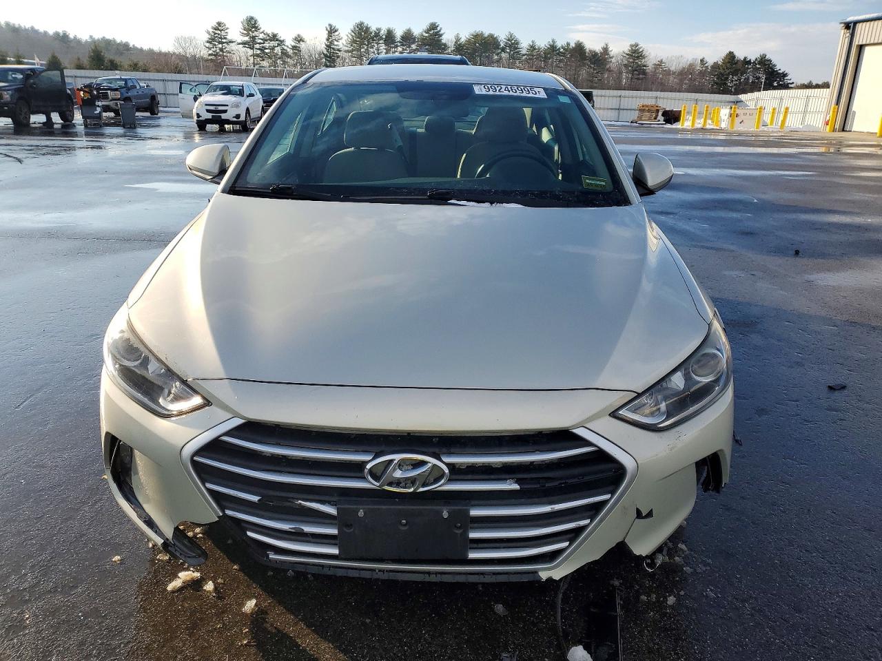 2017 HYUNDAI ELANTRA SE photo 5