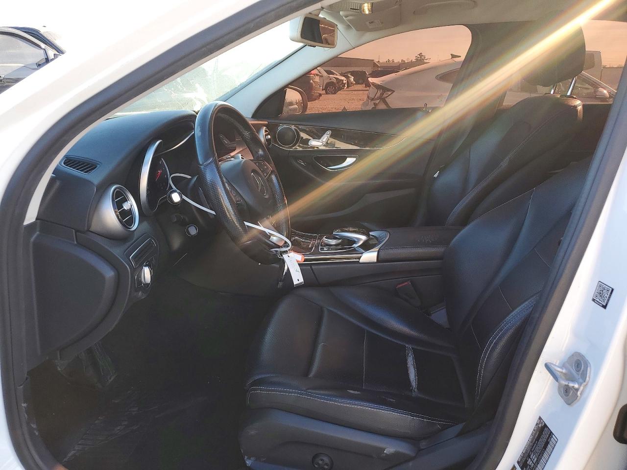 2015 MERCEDES-BENZ C 300 photo 7