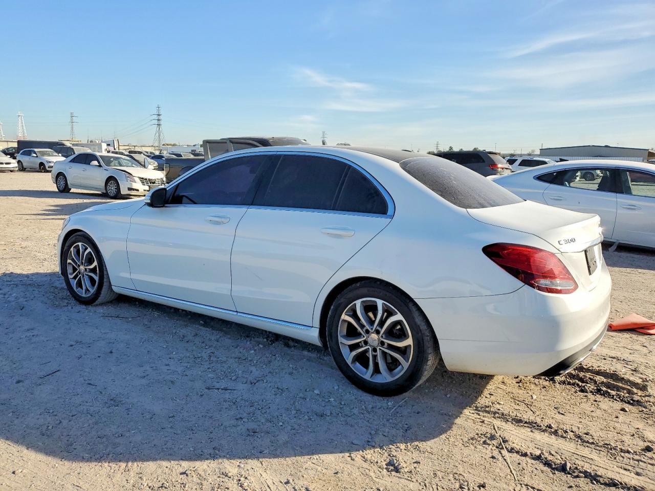 2015 MERCEDES-BENZ C 300 photo 2