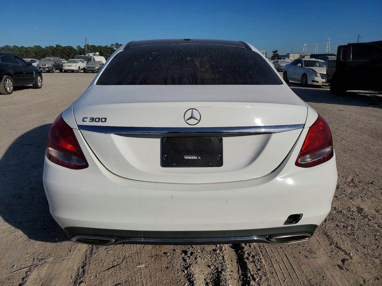 2015 MERCEDES-BENZ C 300 photo 6