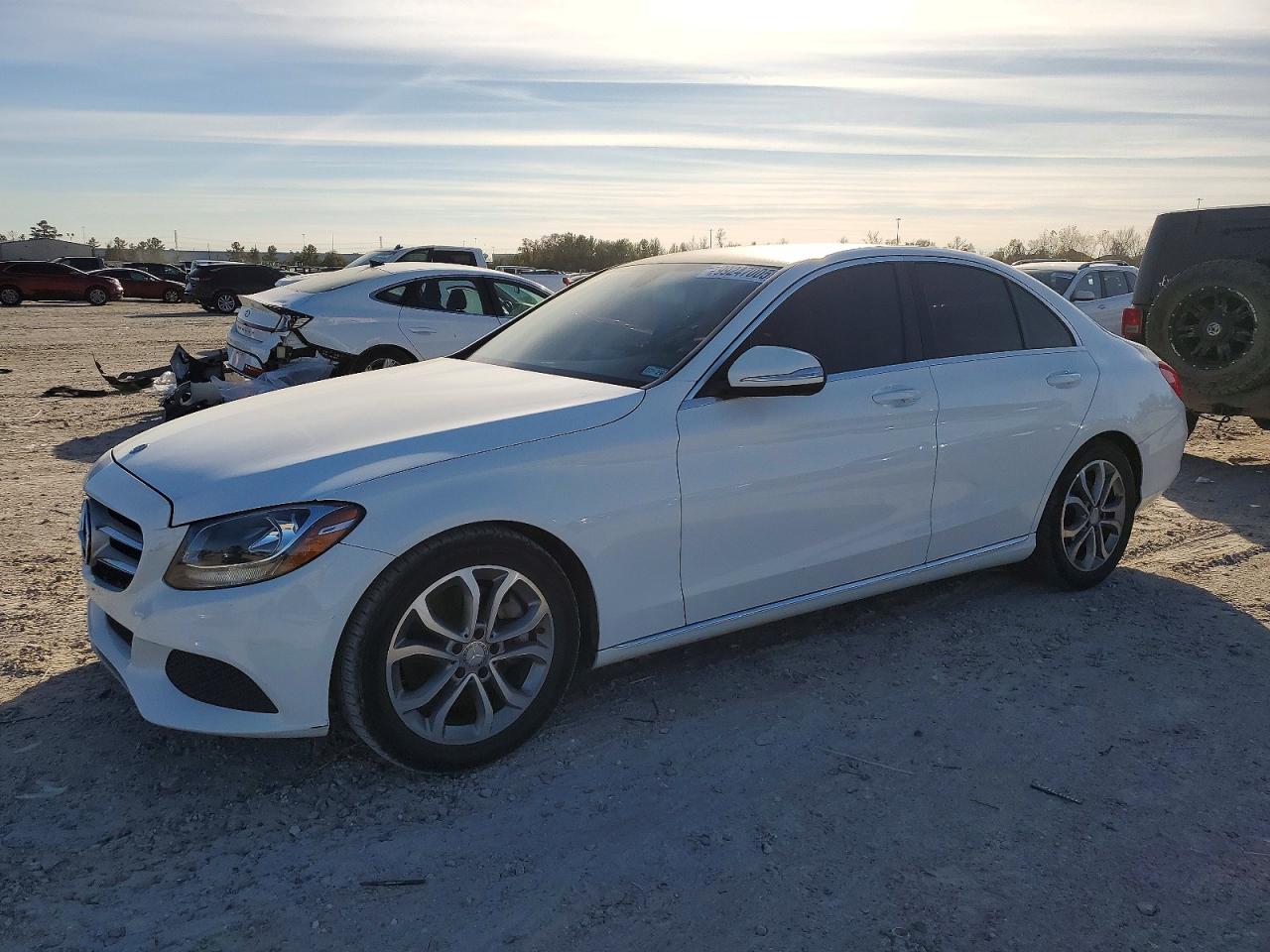 2015 MERCEDES-BENZ C