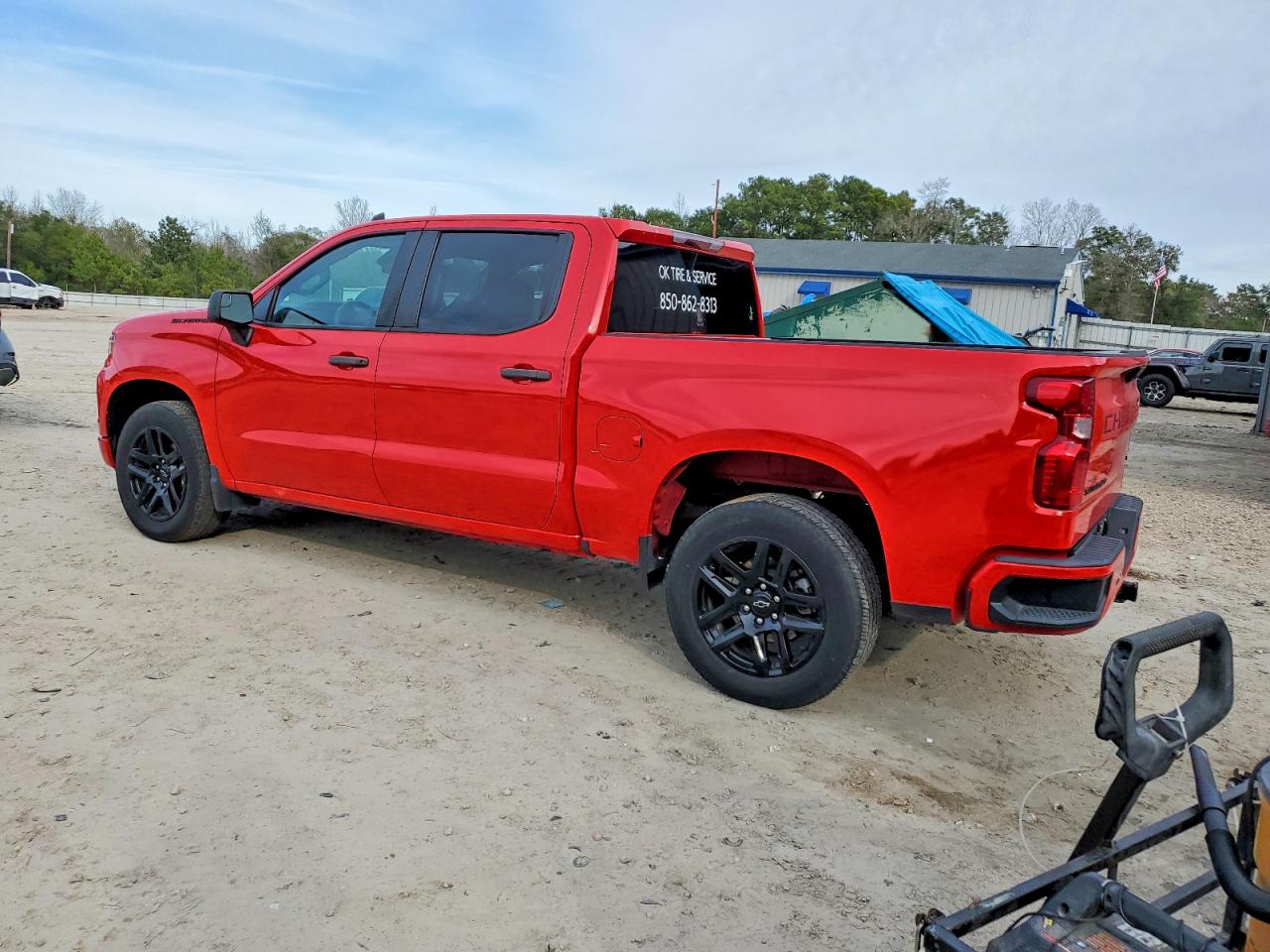 2023 CHEVROLET SILVERADO C1500 CUSTOM photo 3