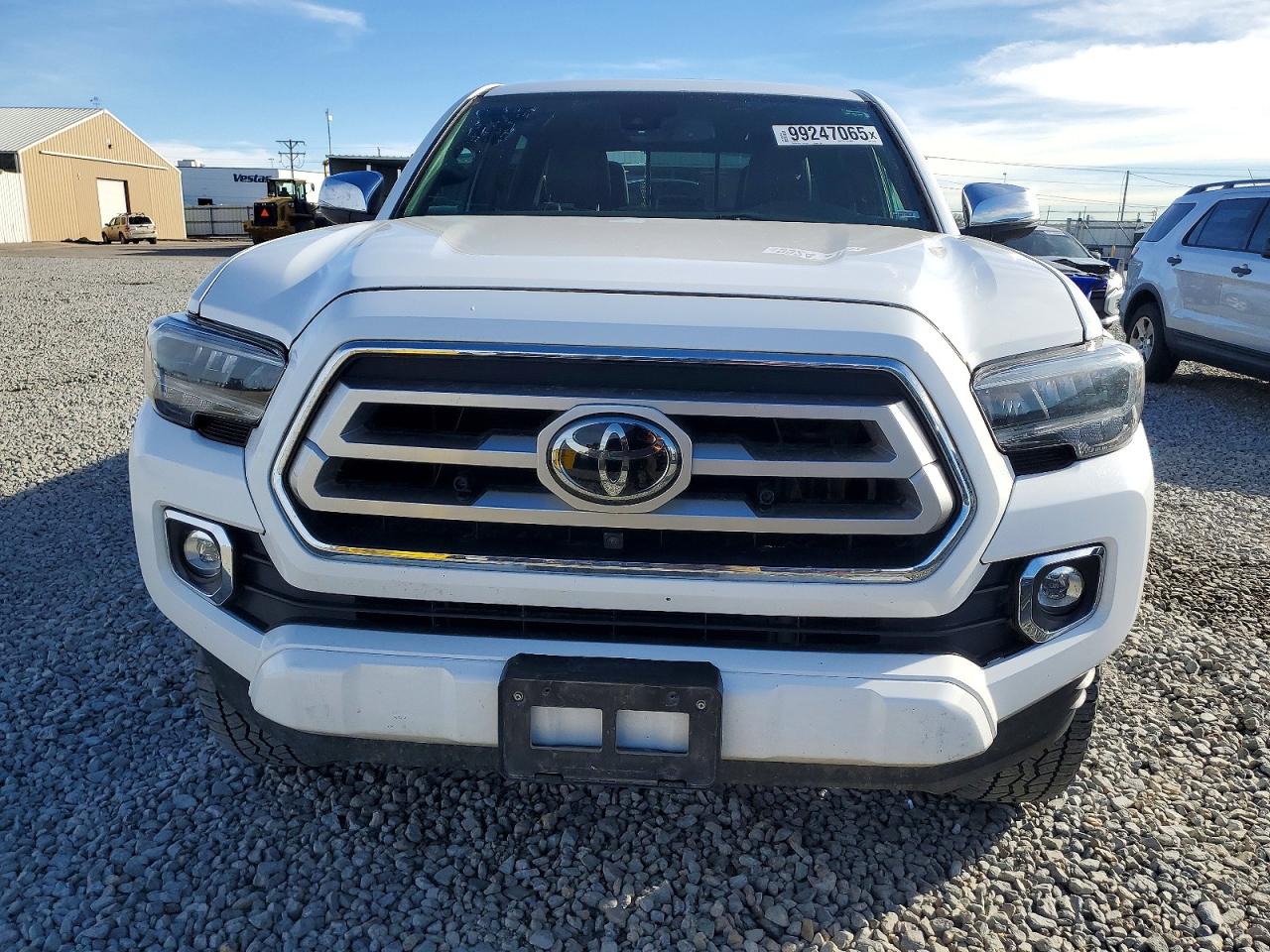 2022 TOYOTA TACOMA DOUBLE CAB photo 5
