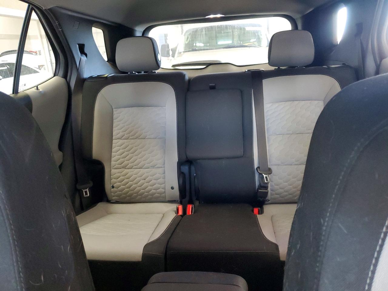 2018 CHEVROLET EQUINOX LS photo 10