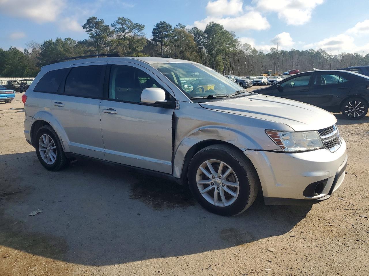 2013 DODGE JOURNEY SXT photo 4