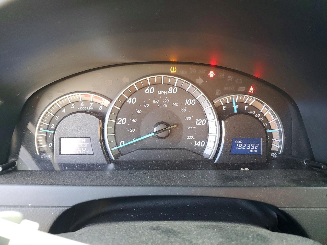2012 TOYOTA CAMRY BASE photo 9