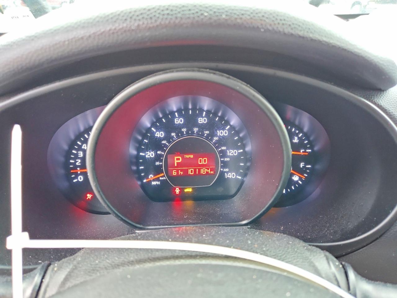 2016 KIA SOUL photo 9